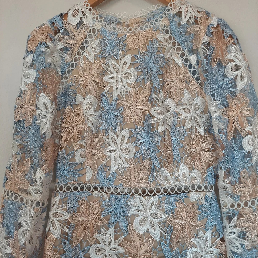 Just Me Miriam Full-Sleeve 3D Lace Floral Dress Size Small - Picture 4 of 13